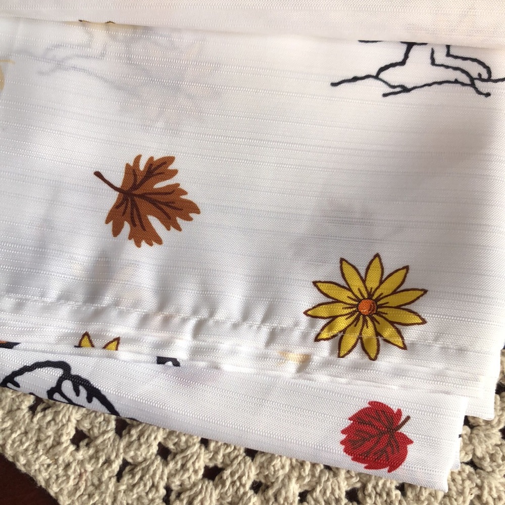 Peanuts Snoopy Shower Curtain with Orange and Red Leaves - Picture 2 of 10